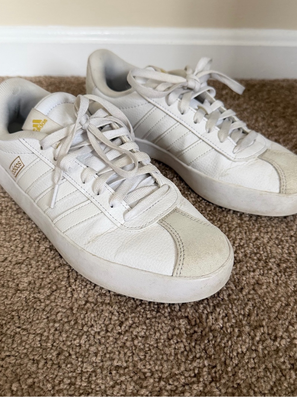 adidas White Low-Top Lace-Up Sneakers with Gold Tongue Logo